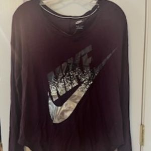 Women’s Nike Long Sleeve Top